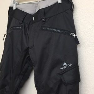 Snowboarding pants